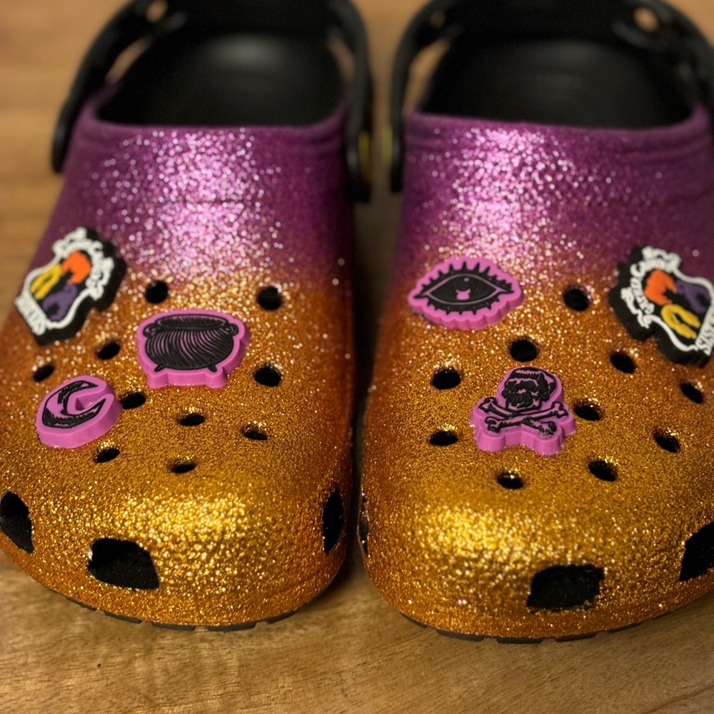 Hocus Pocus crocs - Picture 2 of 6